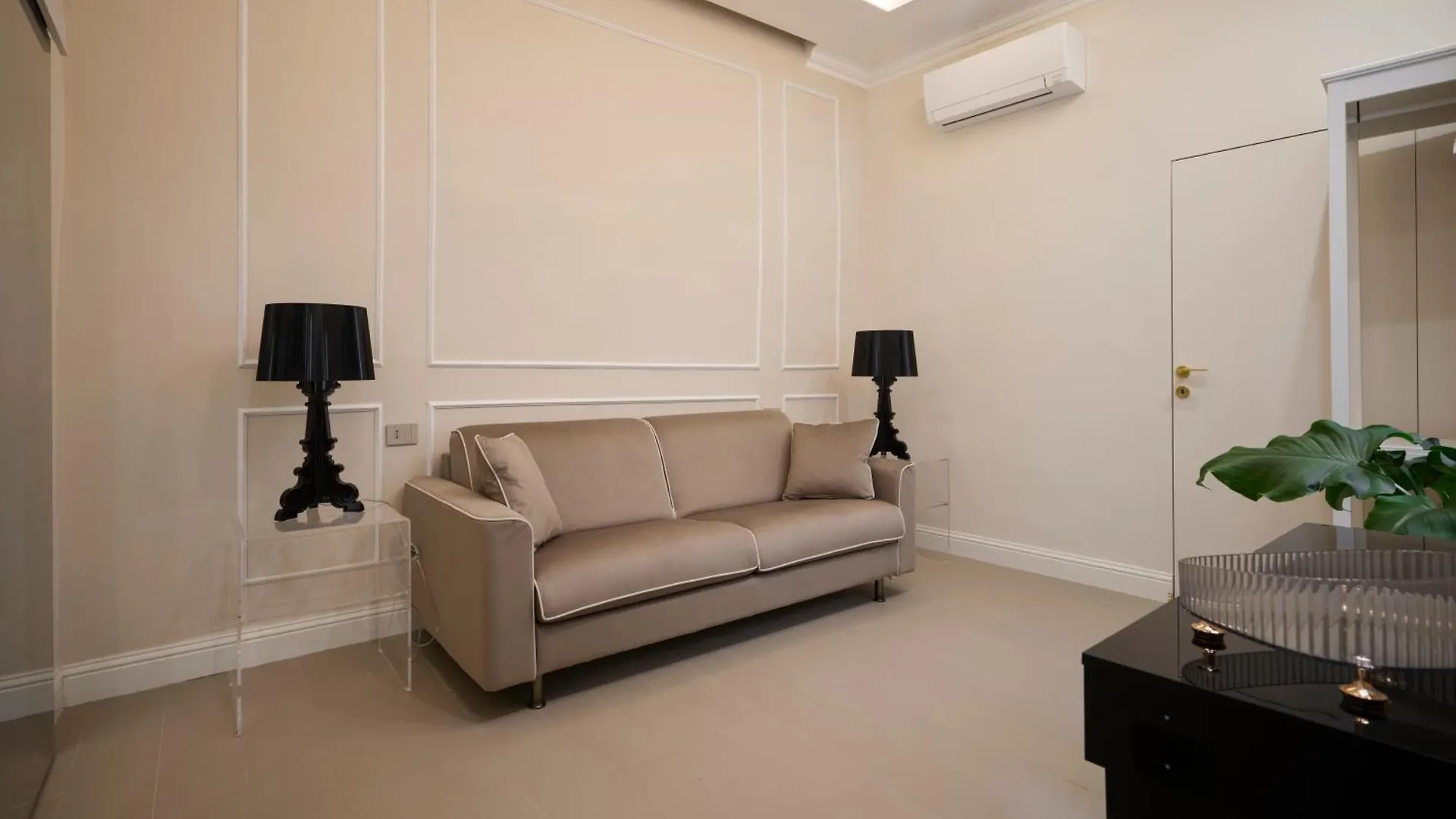 Beautiful Apartment 2 Bedroom At The Historic Center Florence