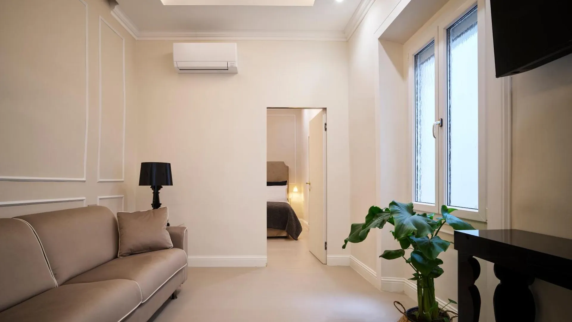 Beautiful Apartment 2 Bedroom At The Historic Center Florencie